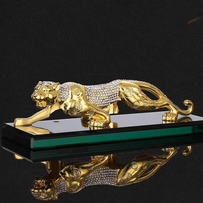 COASTAL™ Leopard Ornament